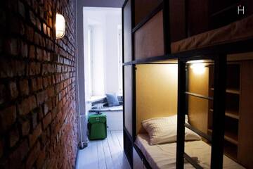 Кровать в общем 8-местном номере в  Hostel Point Minsk
